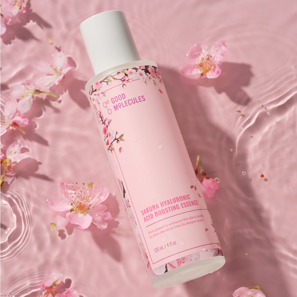 Sakura Hyaluronic Acid Boosting Essence D8