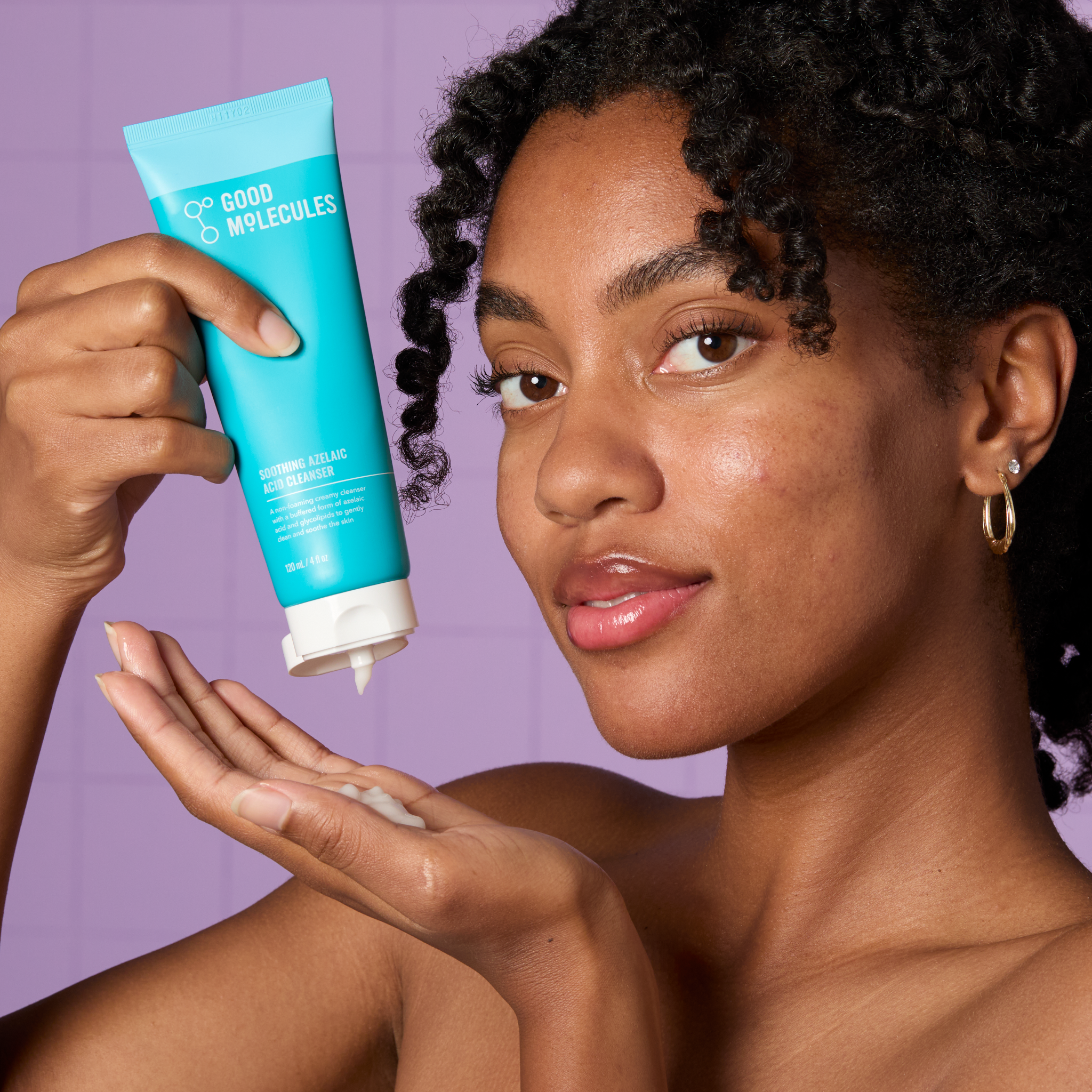 Soothing Azelaic Acid Cleanser C8